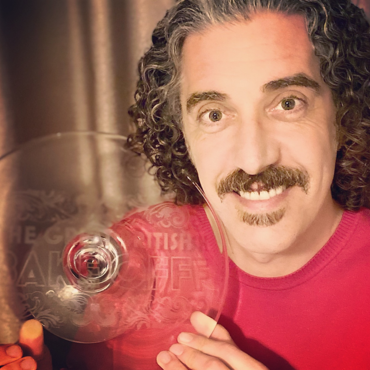 Giuseppe Dell'Anno with his British Baking Show trophy