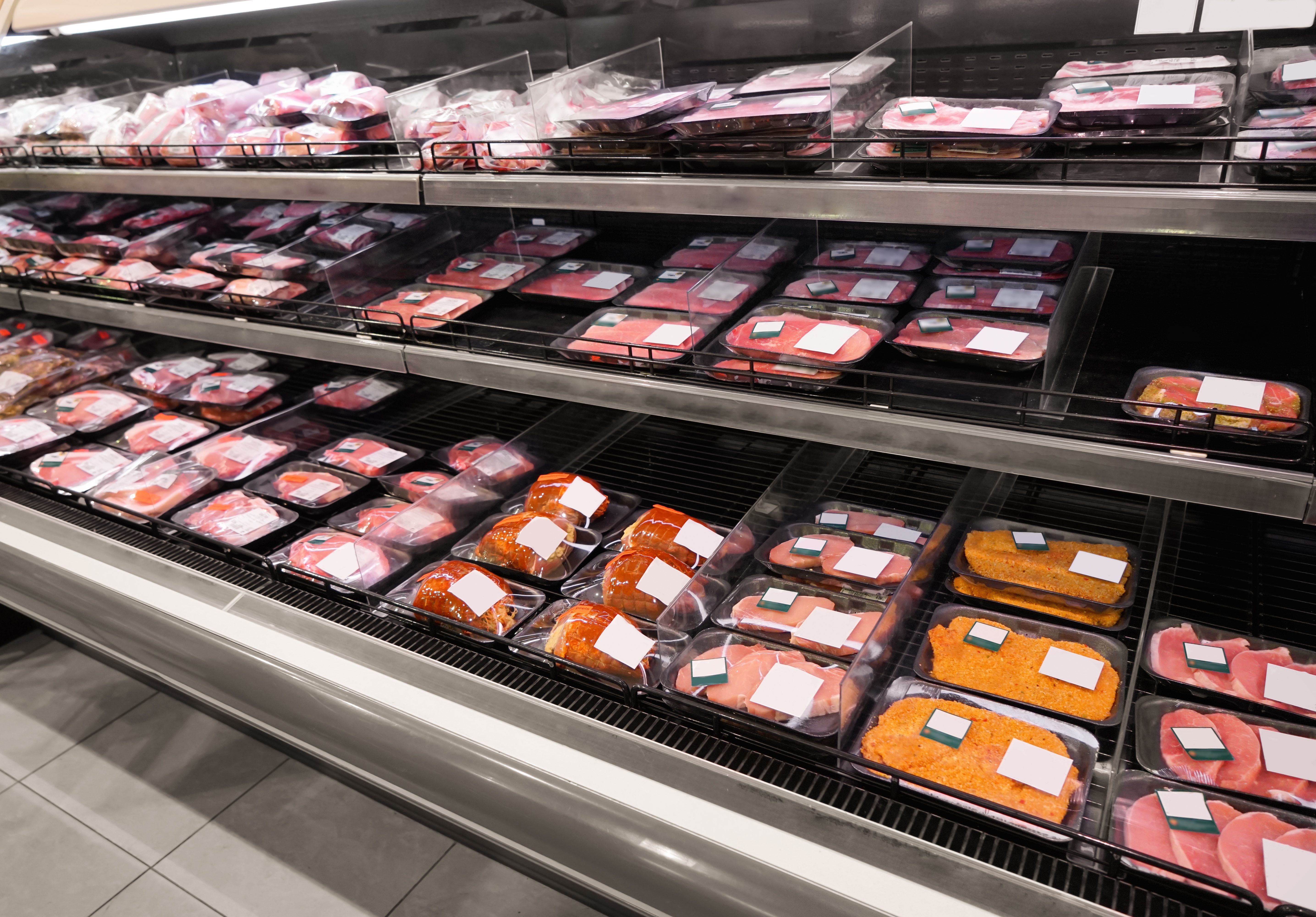 Case-ready meat shelves