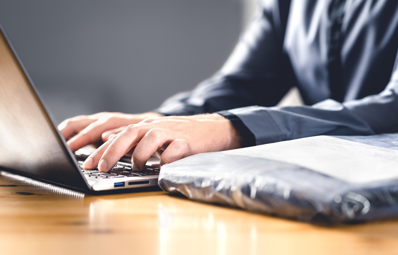 customer online shopping