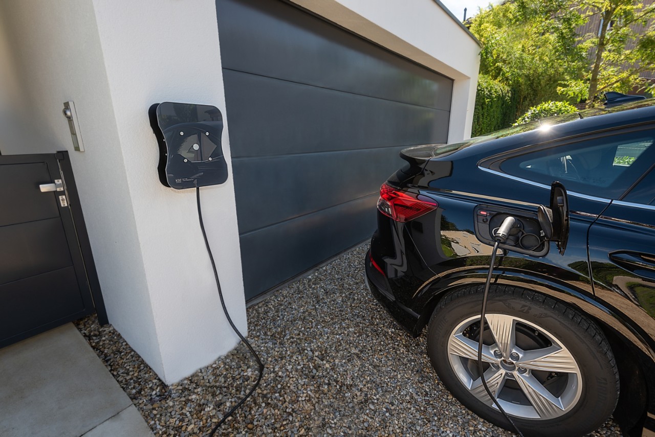 KSE Wallbox EV charger